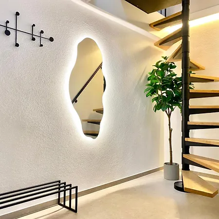Loft Am I Balkon I Bergnaehe I Parken I Schloss